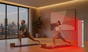 Couple relaxing under Aura Sweden Quantum1000 red light therapy panel